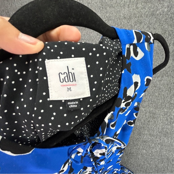 Cabi Blue Abatract Untamed Print w Polka Dot Lining Dress, Sharkbite Hem Sz Med - Picture 6 of 16